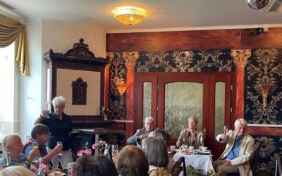 Frische literarische Brise im Briesener Lesecafé